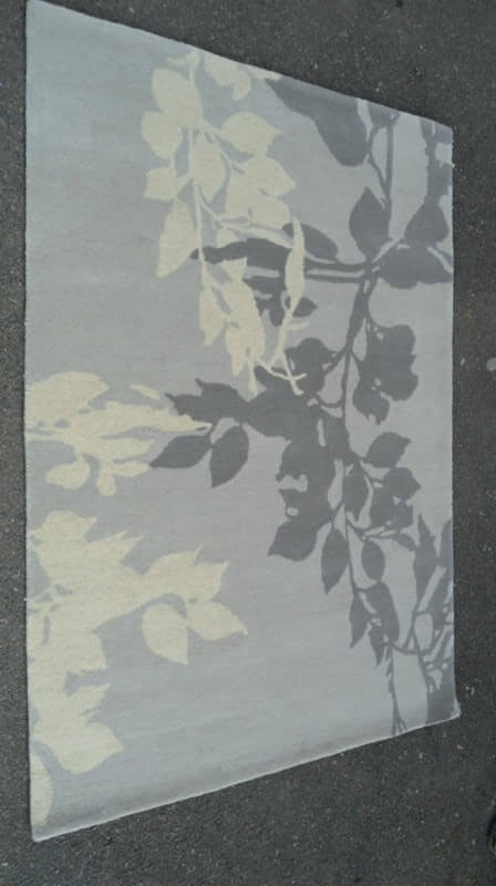 Handtufted